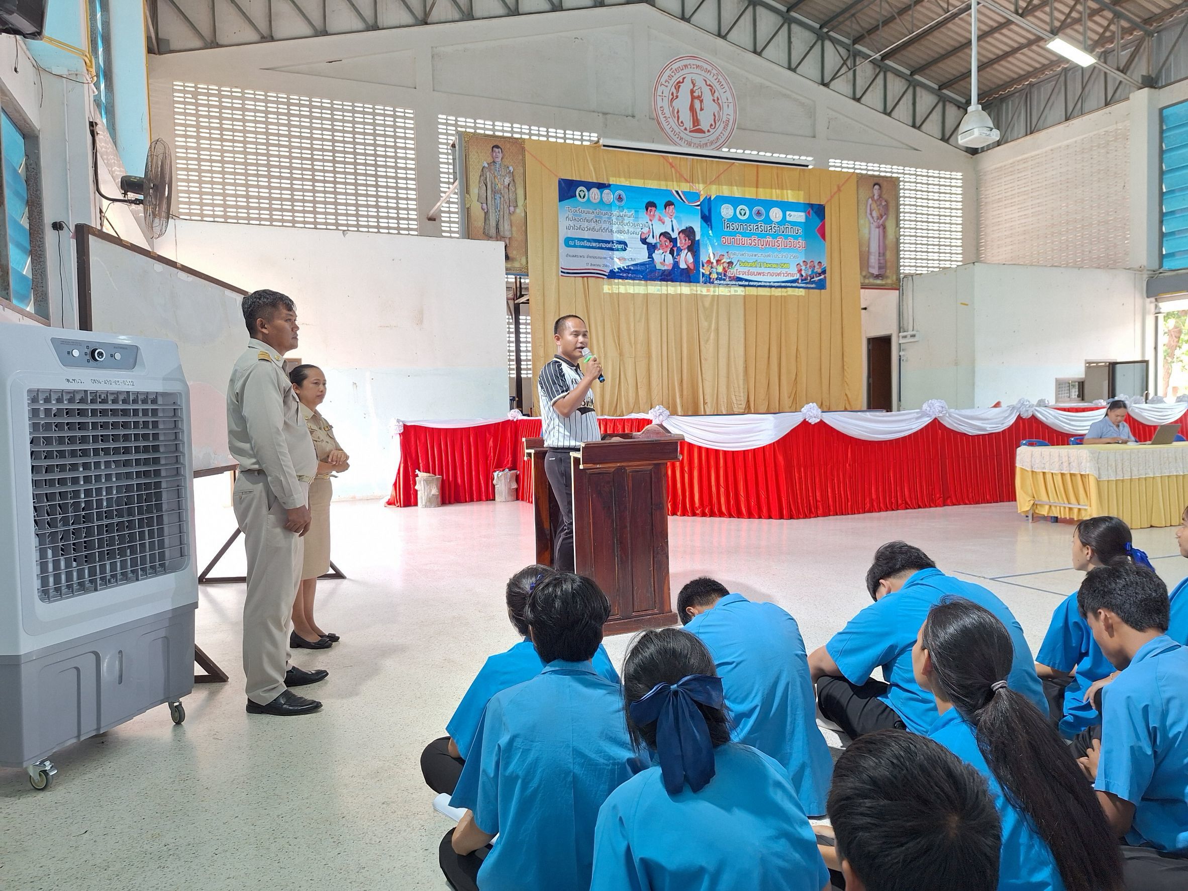 LINE_ALBUM_khorngkar serim srang thaksa xnamay ceriy phan_260818_8.jpg